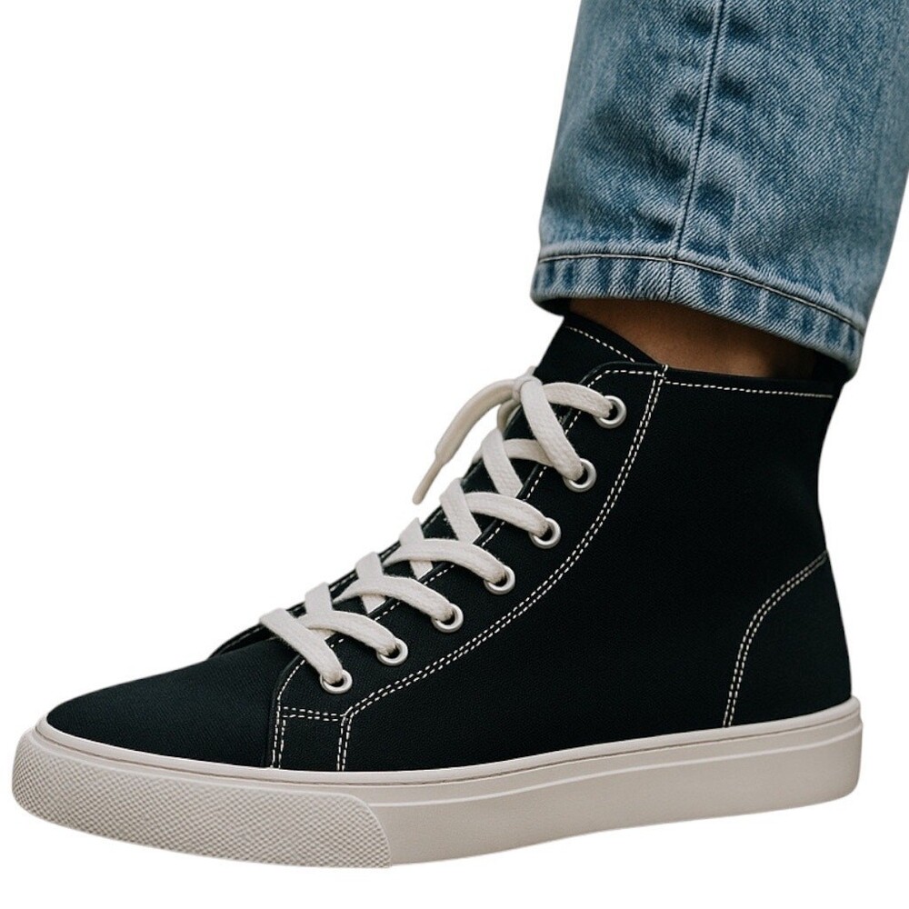 Old Navy Kids Black White Gender Neutral Canvas High Top Sneakers Size 3